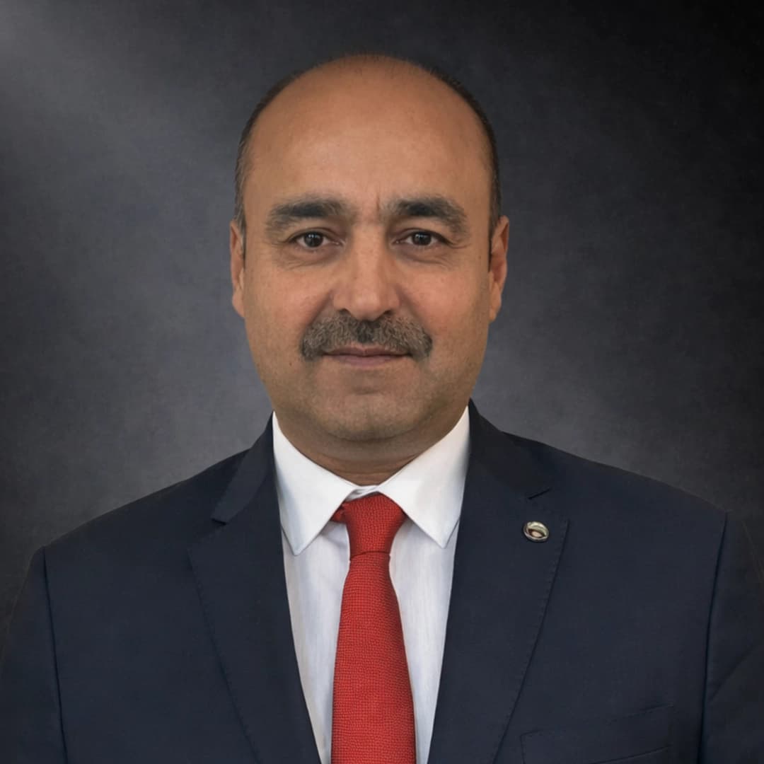 Derviş Özçekirdek — Başkan Yardımcısı